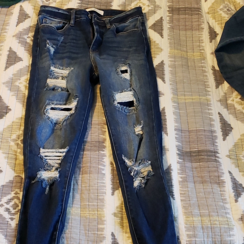 Like new Kancans, high-rise.